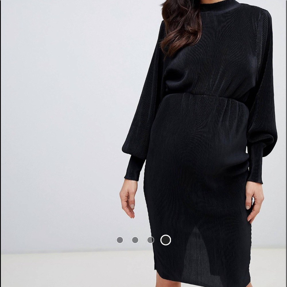 MATERNITY BALLOON SLEEVE PLISSE MIDI DRESS